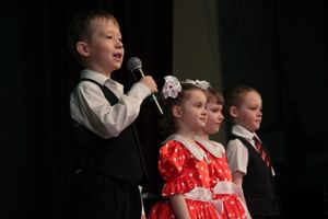 «Великолукская Веснянка»: детские сады 