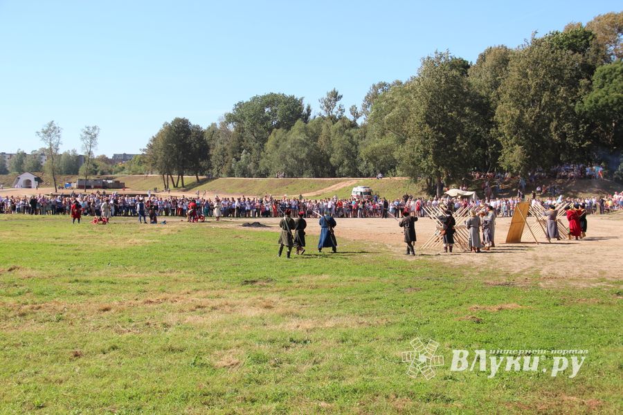 Великолукская Крепость соединила прошлое и настоящее (ФОТО)
