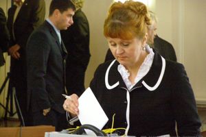 Выбор главы администрации Великих Лук