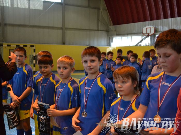 XII Традиционный Международный открытый турнир по мини-футболу среди юношей 2001-2002 г. р.