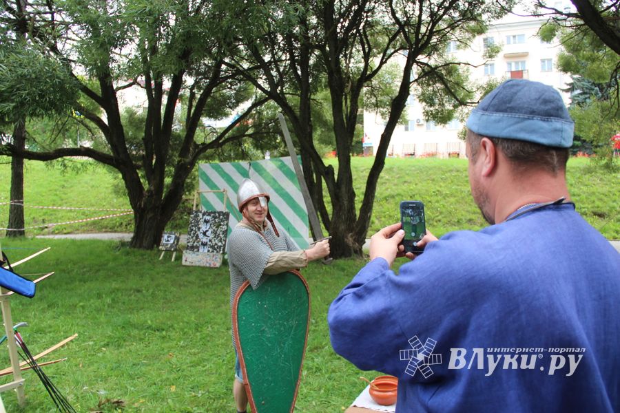 Великолучане празднуют День города (ФОТО)