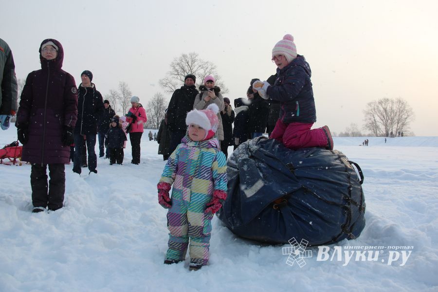 Великолукские пилоты присоединились к Рождественской фиесте «Яблоки на снегу» (ФОТО)
