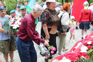 В Великих Луках проходит День памяти и скорби (ФОТО)