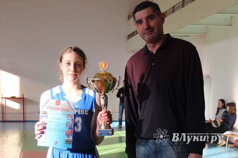Велуколучанки стали победителями на Традиционном турнире по баскетболу (ФОТО)