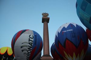 22-я Международная встреча воздухоплавателей завершилась традиционным ночным свечением аэростатов (ФОТО)