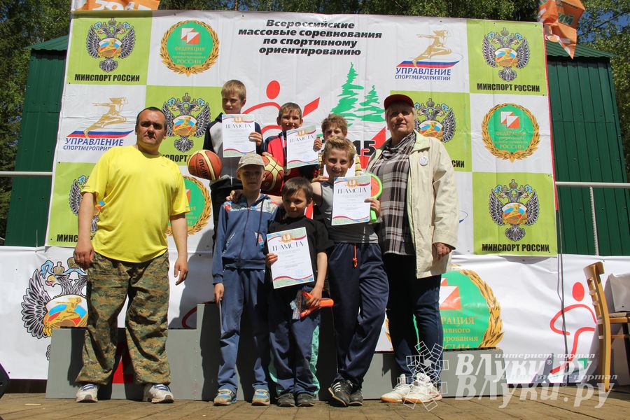 В Великолукском районе прошли массовые соревнований по спортивному ориентированию (фото)