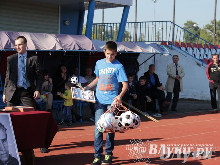 В Великих Луках завершился открытый турнир по футболу памяти М. Ф. Хренова (фото)