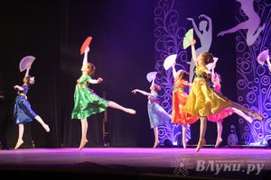 В доме культуры имени Ленина прошел концерт, посвященный Международному дню танца (фото)