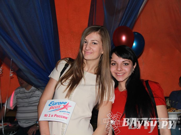 Радиостанция «Европа Плюс Великие Луки» отметила свой 12-й День рождения.