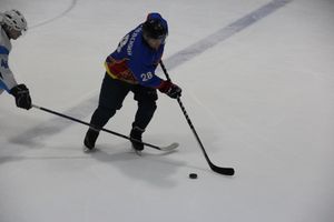 Хоккейная встреча «ЛукиСпорт» — «Барсы» состоялась в «Айсберге» (ФОТО)