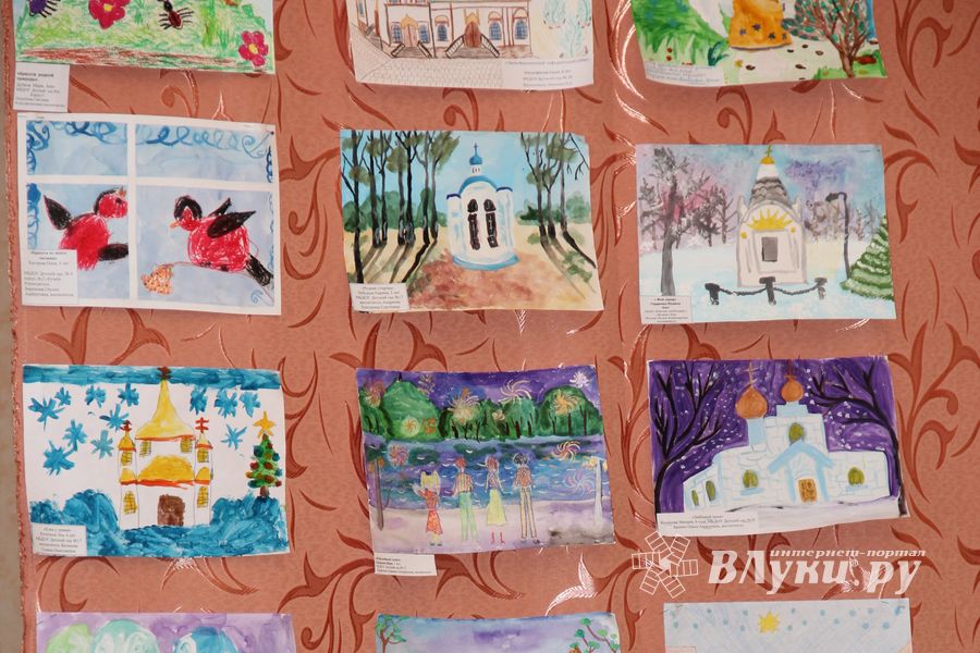 «Красота Божьего мира» в рисунках дошколят Великих Лук (ФОТО)