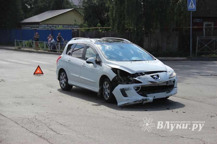 Некоторые подробности ДТП на Дьяконова – Третьей Ударной (ФОТО)