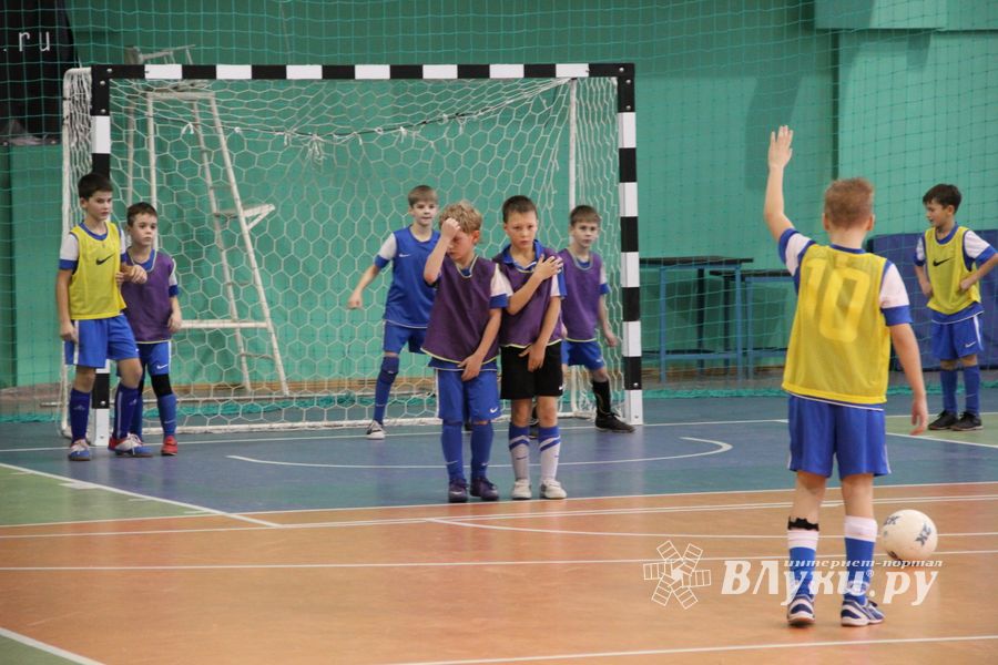 Новогодний футбол