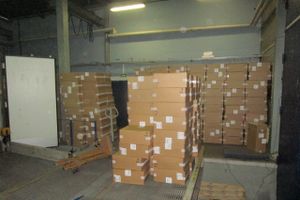 Свыше 10 тонн сигарет злоумышленники пытались скрыть от таможенного контроля (фото)