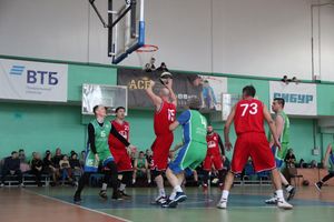 Великолучане — серебряные призеры межрегионального турнира ветеранов баскетбола (ФОТО)