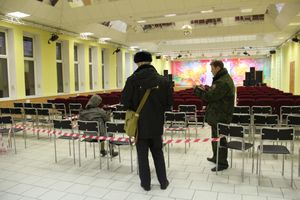 В Великих Луках «захватили заложников» (фото)