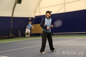 В СК «Ника» прошел открытый городской турнир по большому теннису (фото)