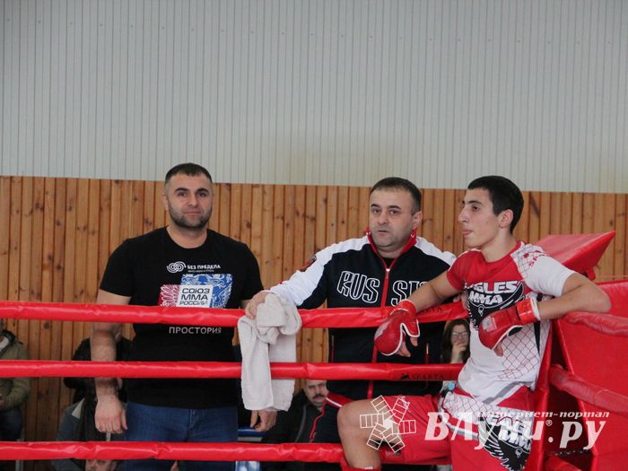 Открытый кубок по смешанному боевому единоборству ММА прошел в Великих Луках (ФОТО)