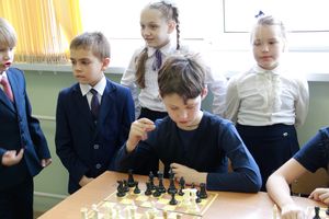 ​«Сказочные бои» прошли в великолукской школе № 13 (ФОТО)