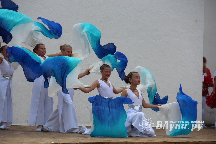 Лучшие мажоретки и барабанщицы награждены (ФОТО)