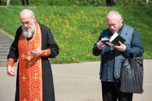 Шар, посвященный 850-летию города, поднялся над Великими Луками (ФОТО)