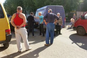 Цыганские разборки на Зверева в Великих Луках (ФОТО)