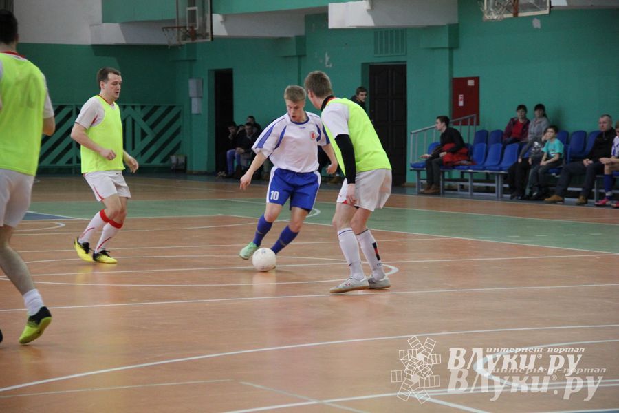 Команда «Статус-Пресс» стала чемпионом г. Великие Луки по мини-футболу (фото)