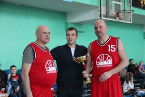 Великолучане — серебряные призеры межрегионального турнира ветеранов баскетбола (ФОТО)