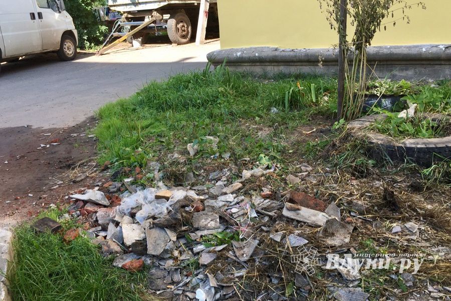 Ремонт прошел, мусор остался (ФОТО)