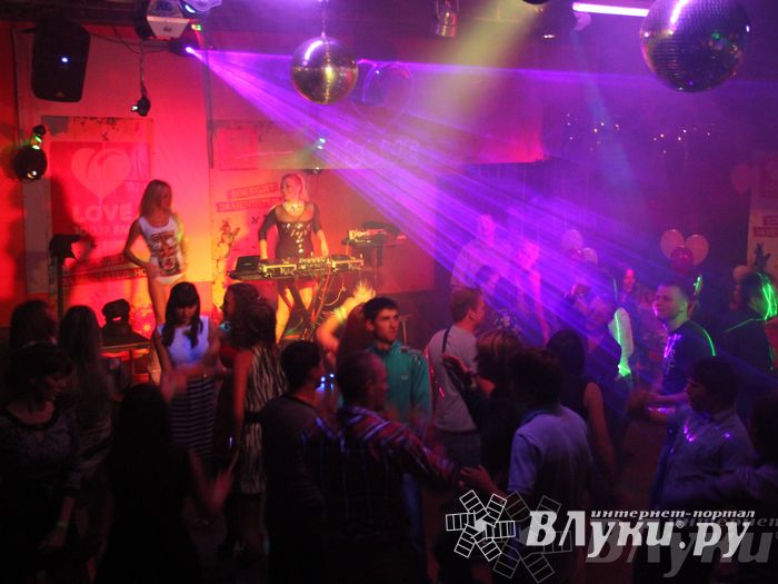 LOVE RADIO Великие Луки два года в эфире