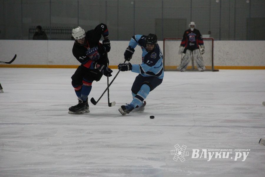 Великолукские хоккеисты в шаге от финала (ФОТО)