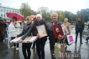 ​Универсальная торговая ярмарка «Осень – 2014» состоялась  в Великих Луках