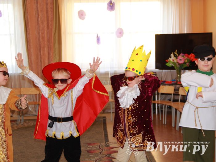 8 марта в саду 26