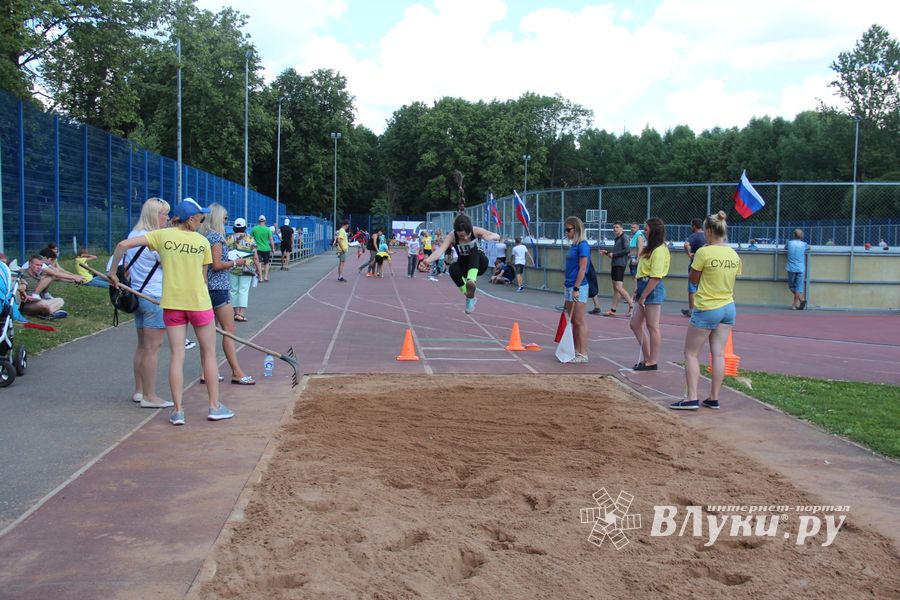 В Великих Луках прошёл Олимпийский День (ФОТО)