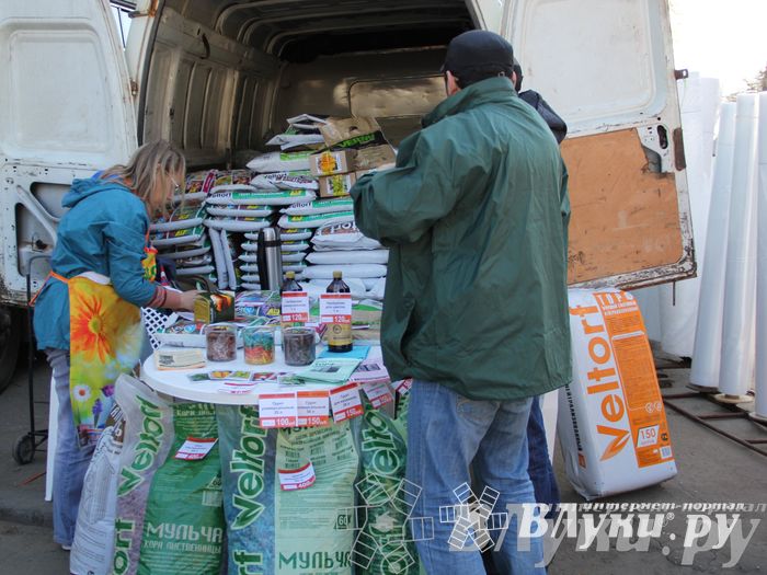 Традиционная весенняя ярмарка прошла в Великих Луках