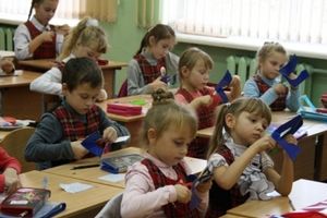 Сотрудники ГИБДД еще раз напомнили школьникам о правилах дорожного движения (фото)