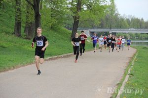 В Великих Луках прошла весенняя городская эстафета (фото)