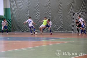 Команда «Статус-Пресс» стала чемпионом г. Великие Луки по мини-футболу (фото)