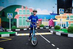 Безопасность детей на дорогах поможет повысить шоу «Перекресток» (фото)