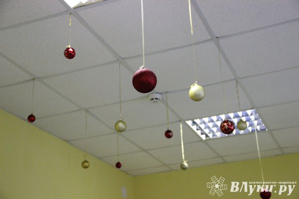 Названы примерные расходы россиян на новогодние праздники