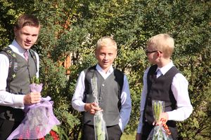 Самую многочисленную школу Великих Лук пополнили 116 первоклассников (ФОТО)