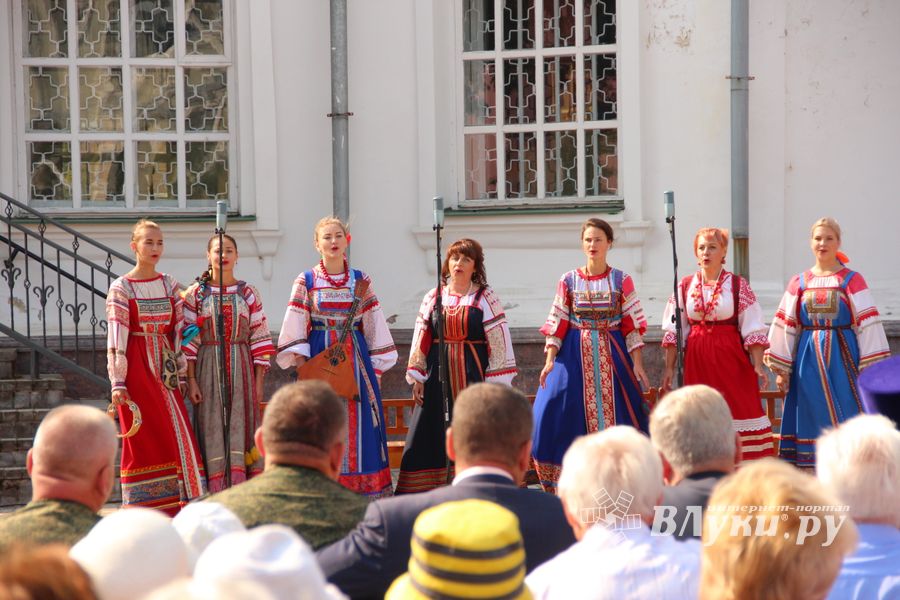 Великие Луки празднуют День города (ФОТО)