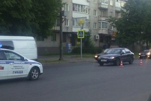 ФОТОФАКТ: ДТП в Великих Луках, есть пострадавшие 