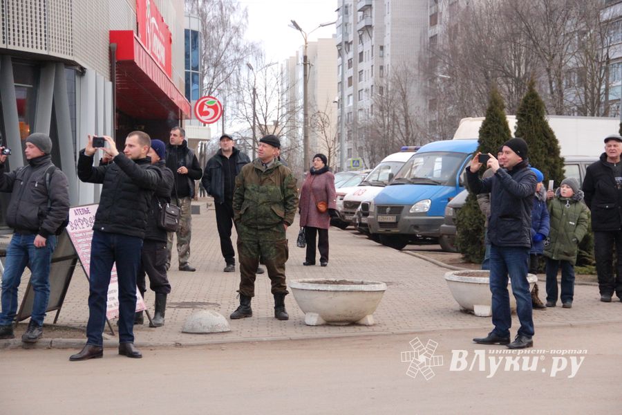 Теперь у всех великолучан есть фото или видео с «Тяжмаш» (ФОТО)