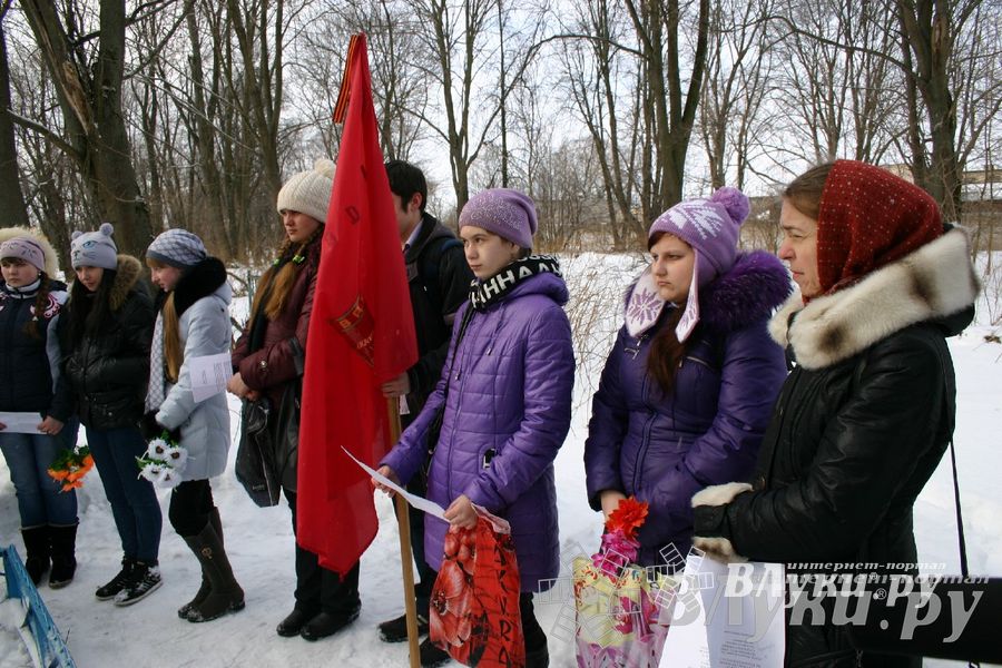 В Великих Луках почтили память подпольщиков