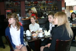 Великолукские школьники посетили "Литературное кафе"