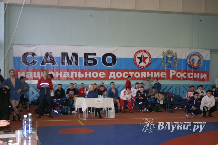 Состоялось открытие Всероссийского турнира по самбо среди мужчин, посвященного подвигу Александра Матросова