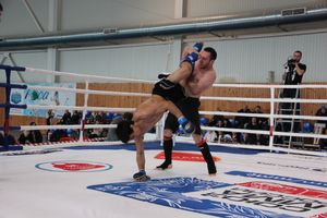 Открытый кубок по смешанному боевому единоборству ММА прошел в Великих Луках (ФОТО)