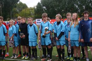 Награждение победителуй турнира по футболу памяти М.Ф. Хренова 