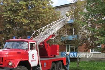 В Великолукском доме-интернате для престарелых и инвалидов тушили условный пожар